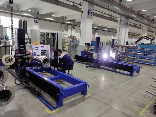 Machine de soudage de tuyaux TIG à haute vitesse avec courant de soudage et alimentation en fil de 10 à 500 ampères
